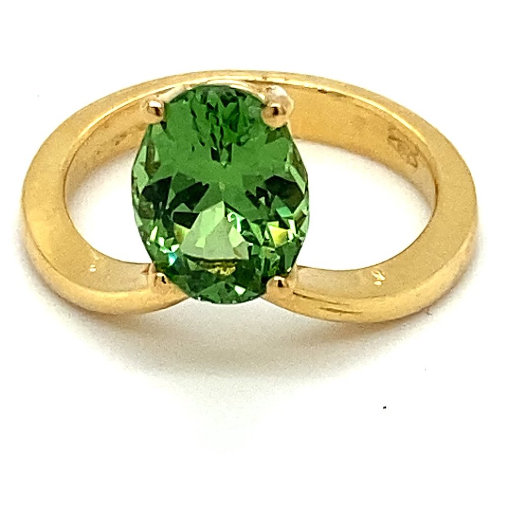 Tsavorite Garnet 2.42ct Solid 18K Yellow Gold Ring